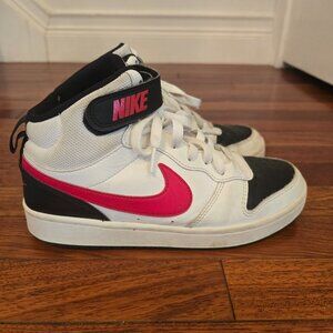 NIKE Mid 2 GS Sneakers - Size 6
